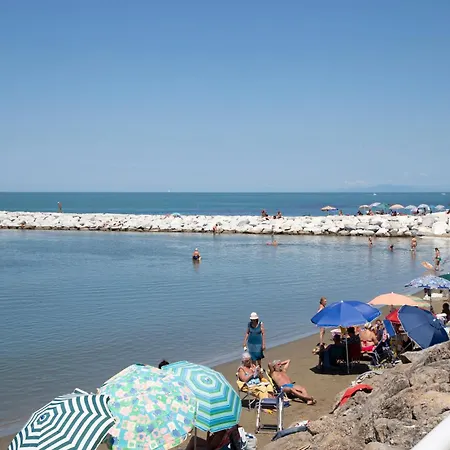 Olivia Mare * Marina Di Pisa
